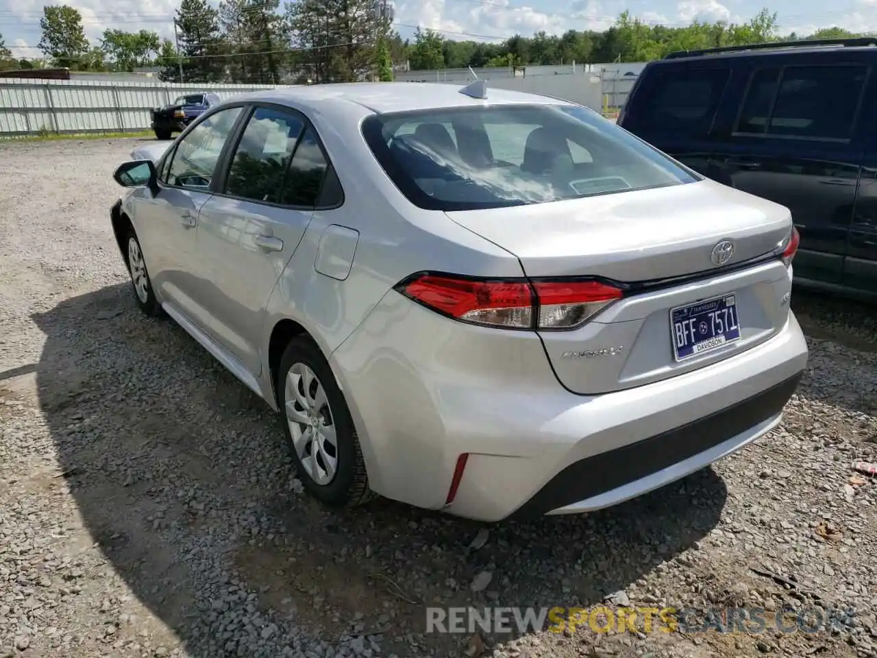 3 Photograph of a damaged car 5YFEPMAE1NP336384 TOYOTA COROLLA 2022