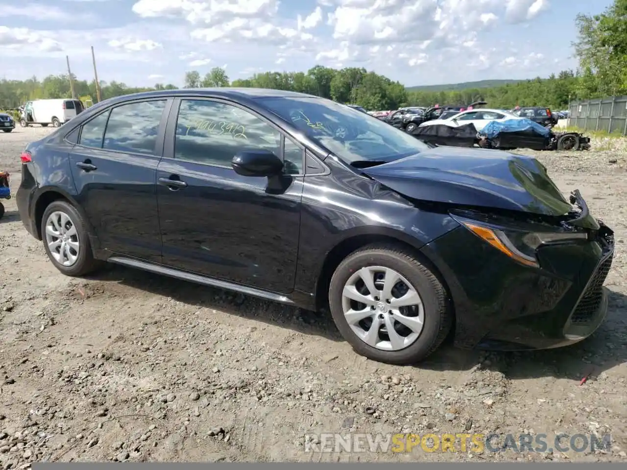 1 Photograph of a damaged car 5YFEPMAE1NP336806 TOYOTA COROLLA 2022