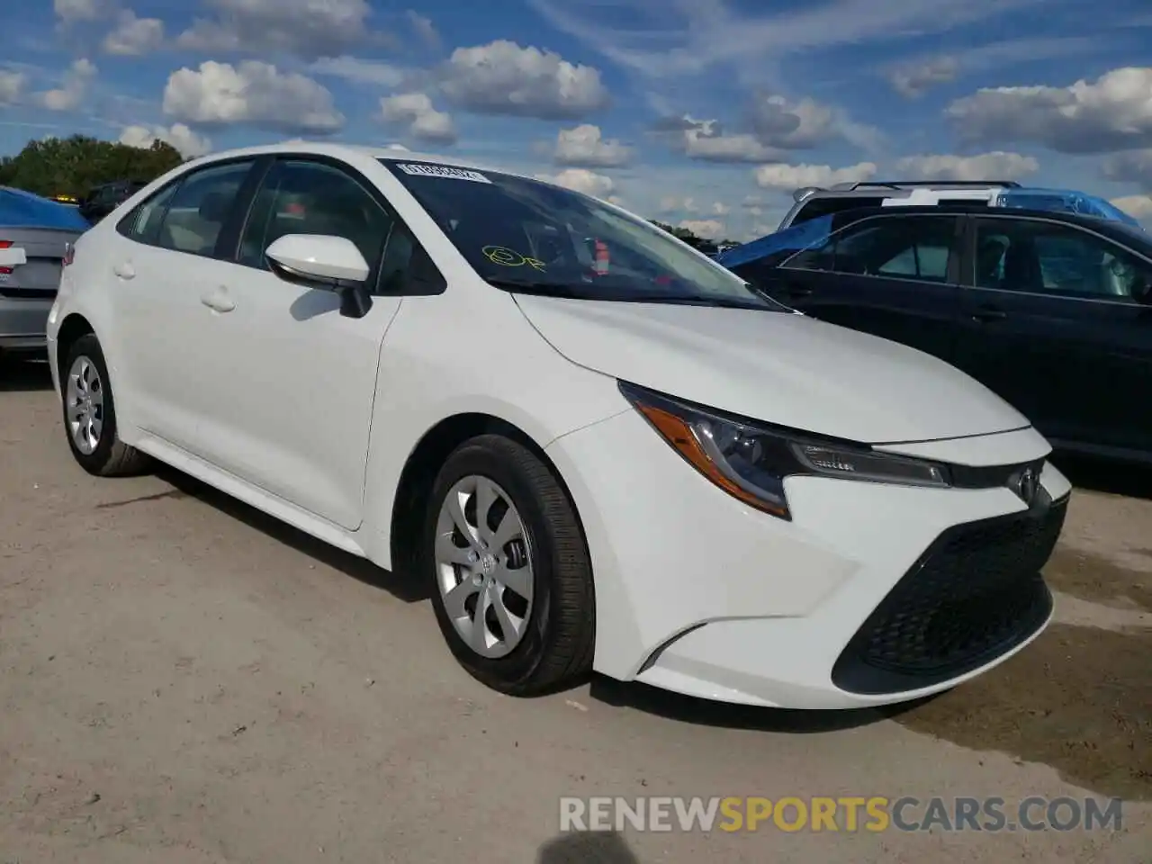 1 Photograph of a damaged car 5YFEPMAE1NP364623 TOYOTA COROLLA 2022