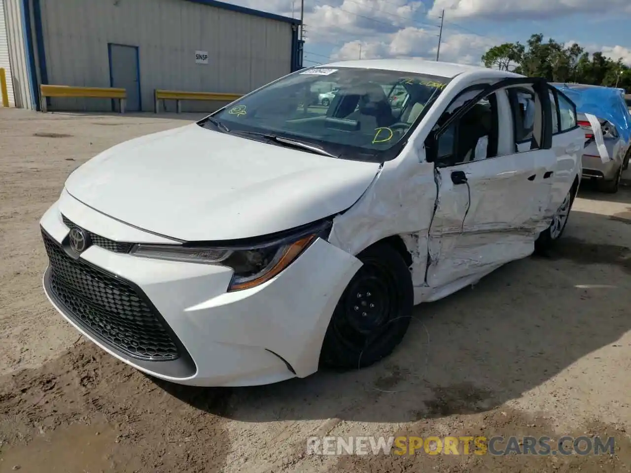 2 Photograph of a damaged car 5YFEPMAE1NP364623 TOYOTA COROLLA 2022