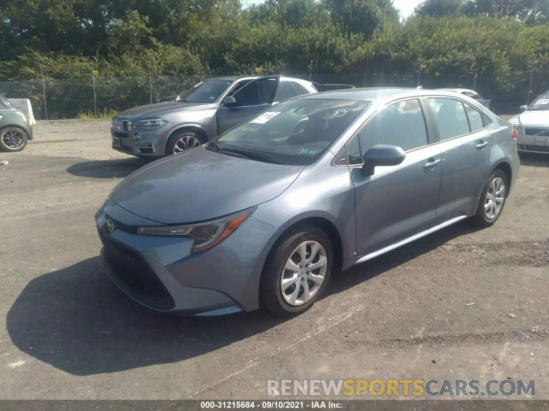 2 Photograph of a damaged car 5YFEPMAE2NP272260 TOYOTA COROLLA 2022