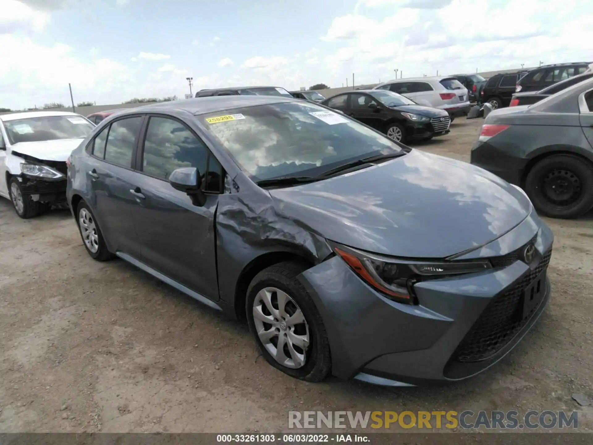 1 Photograph of a damaged car 5YFEPMAE2NP273327 TOYOTA COROLLA 2022