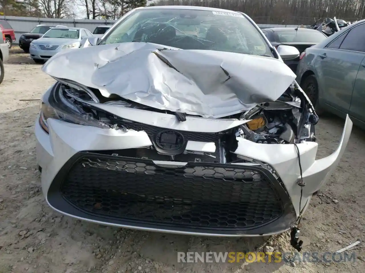 9 Photograph of a damaged car 5YFEPMAE2NP273912 TOYOTA COROLLA 2022