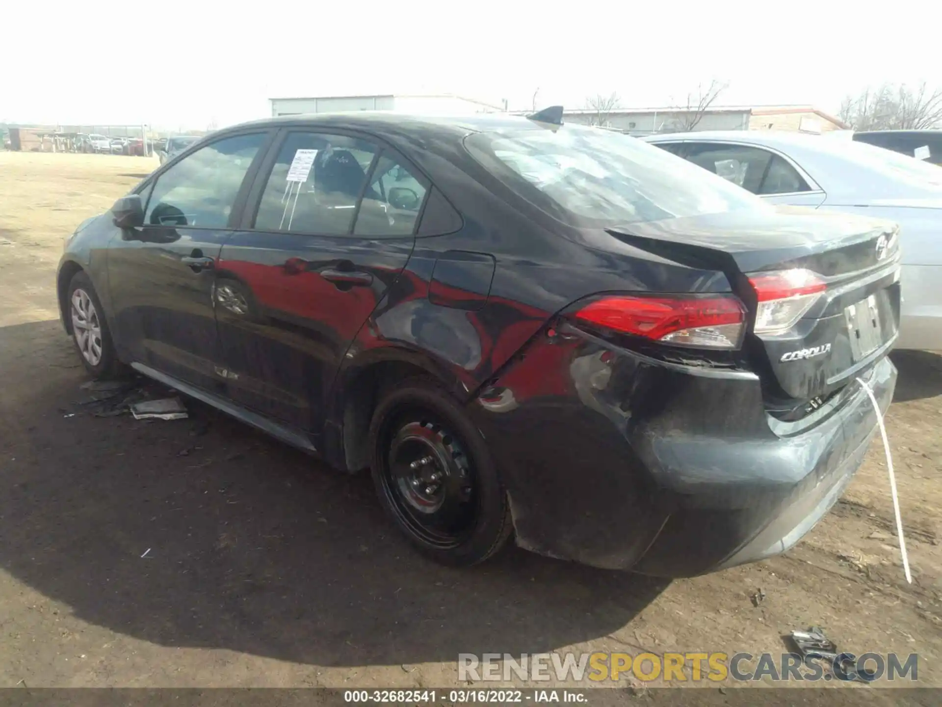 3 Photograph of a damaged car 5YFEPMAE2NP274283 TOYOTA COROLLA 2022