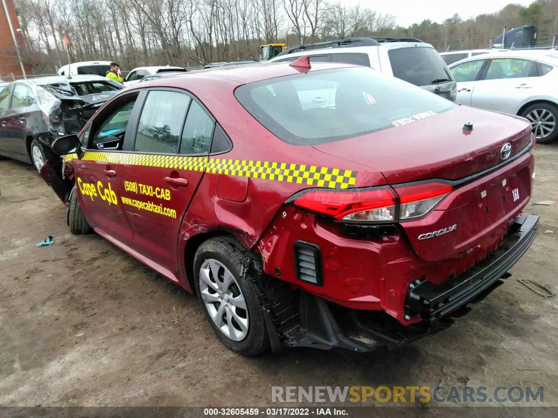 3 Photograph of a damaged car 5YFEPMAE2NP279631 TOYOTA COROLLA 2022