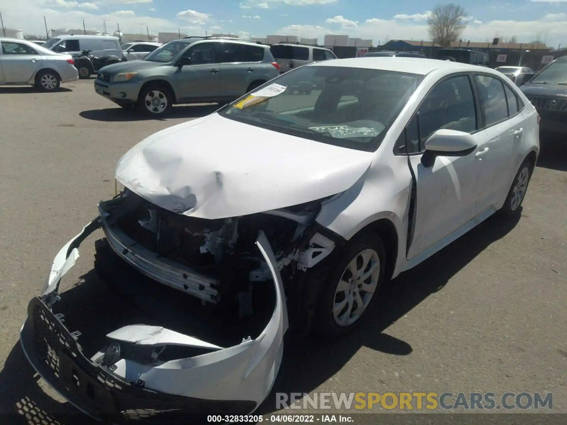 2 Photograph of a damaged car 5YFEPMAE2NP280097 TOYOTA COROLLA 2022