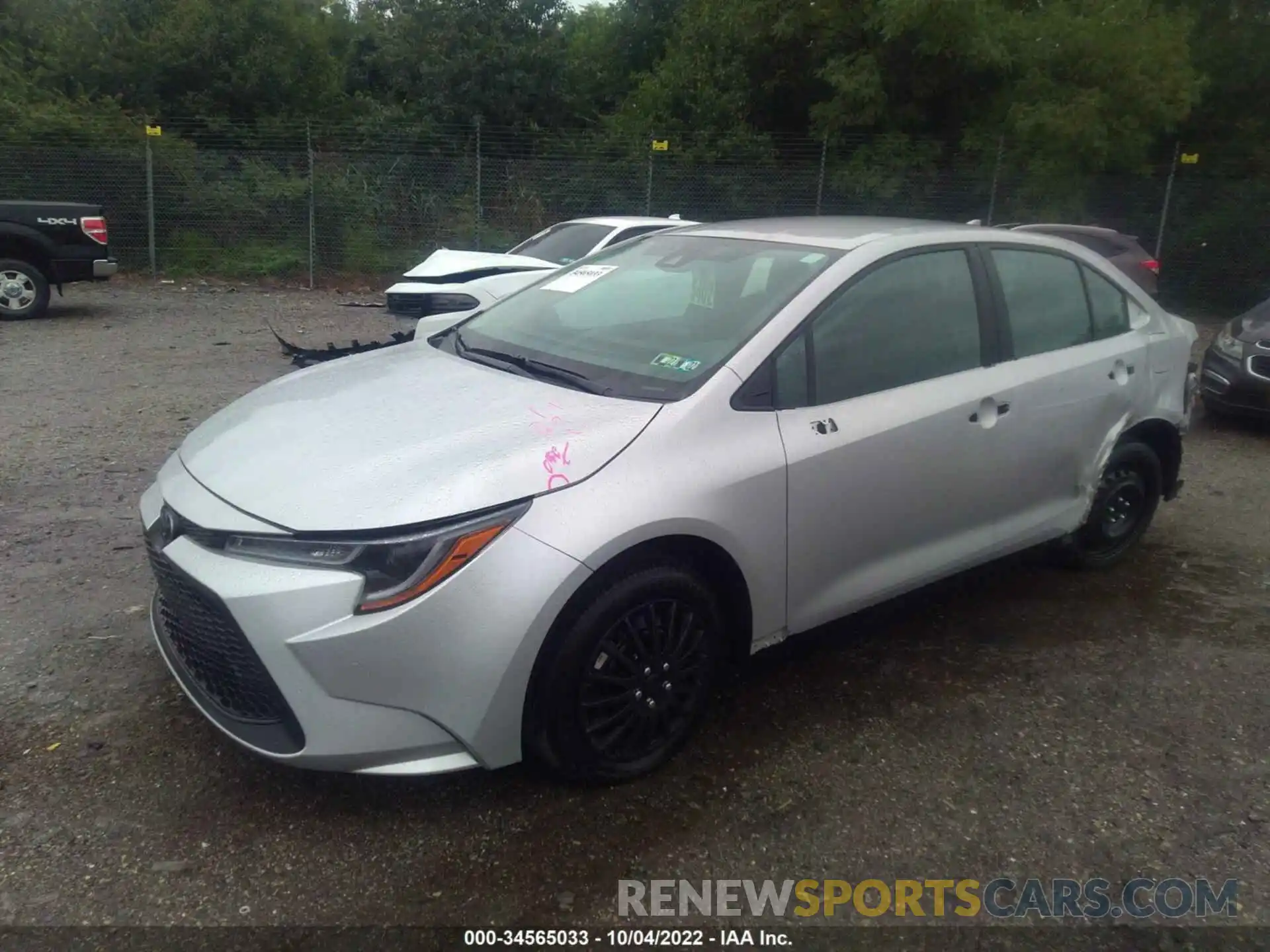 2 Photograph of a damaged car 5YFEPMAE2NP284019 TOYOTA COROLLA 2022