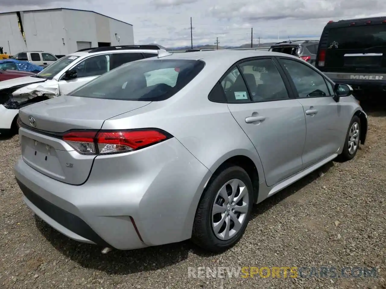 4 Photograph of a damaged car 5YFEPMAE2NP285879 TOYOTA COROLLA 2022