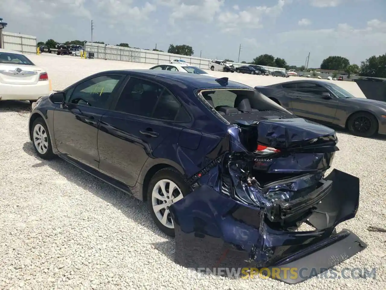 3 Photograph of a damaged car 5YFEPMAE2NP287311 TOYOTA COROLLA 2022