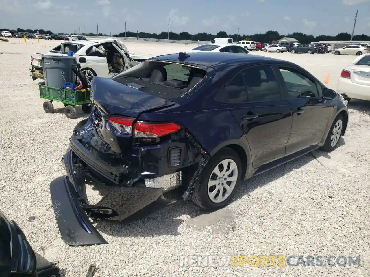 4 Photograph of a damaged car 5YFEPMAE2NP287311 TOYOTA COROLLA 2022