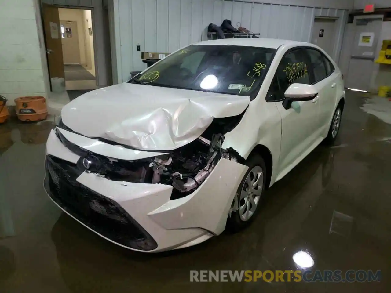 2 Photograph of a damaged car 5YFEPMAE2NP288815 TOYOTA COROLLA 2022