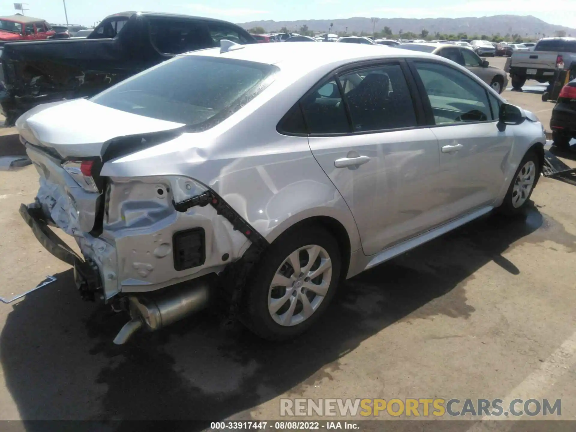 4 Photograph of a damaged car 5YFEPMAE2NP302308 TOYOTA COROLLA 2022