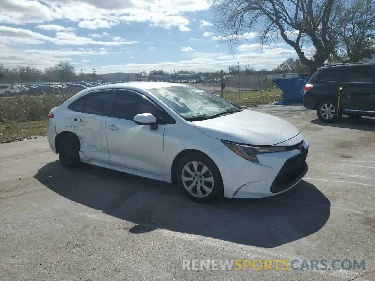 4 Photograph of a damaged car 5YFEPMAE2NP302714 TOYOTA COROLLA 2022