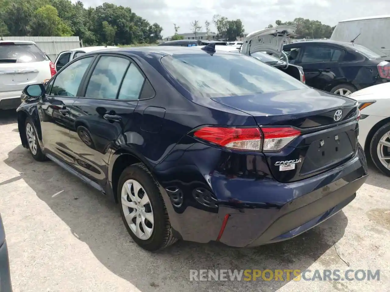 3 Photograph of a damaged car 5YFEPMAE2NP310828 TOYOTA COROLLA 2022