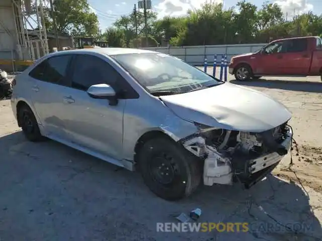 4 Photograph of a damaged car 5YFEPMAE2NP311722 TOYOTA COROLLA 2022