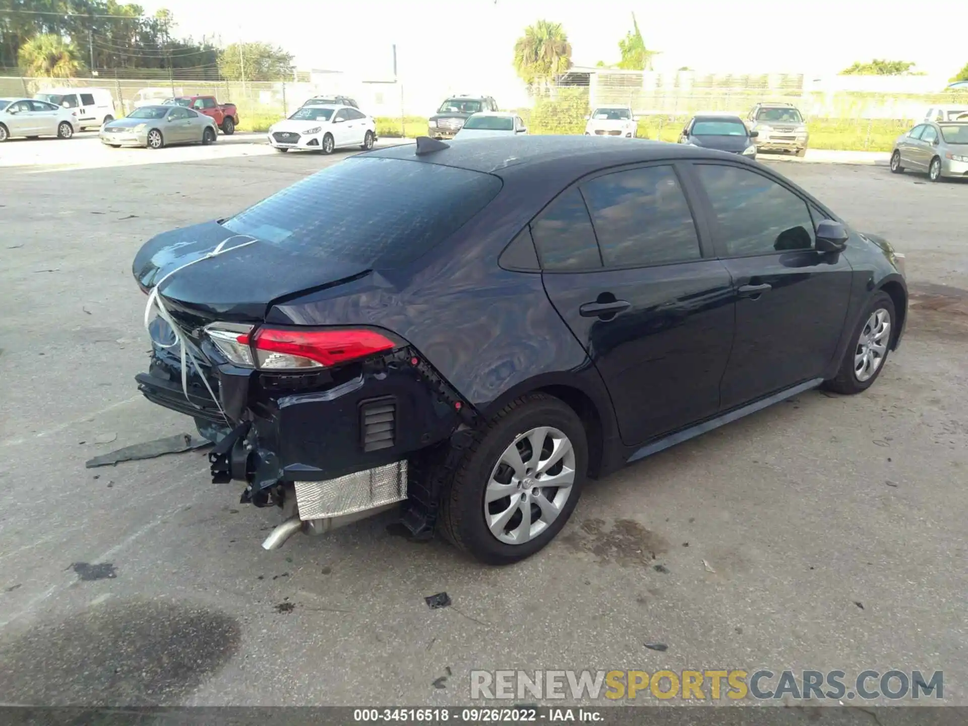 4 Photograph of a damaged car 5YFEPMAE2NP348981 TOYOTA COROLLA 2022