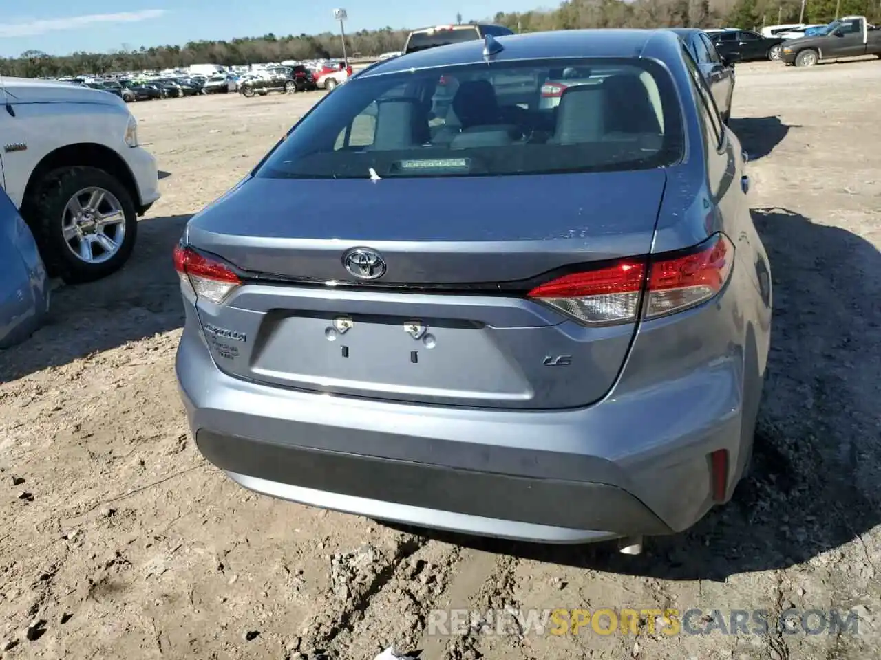 6 Photograph of a damaged car 5YFEPMAE2NP362444 TOYOTA COROLLA 2022