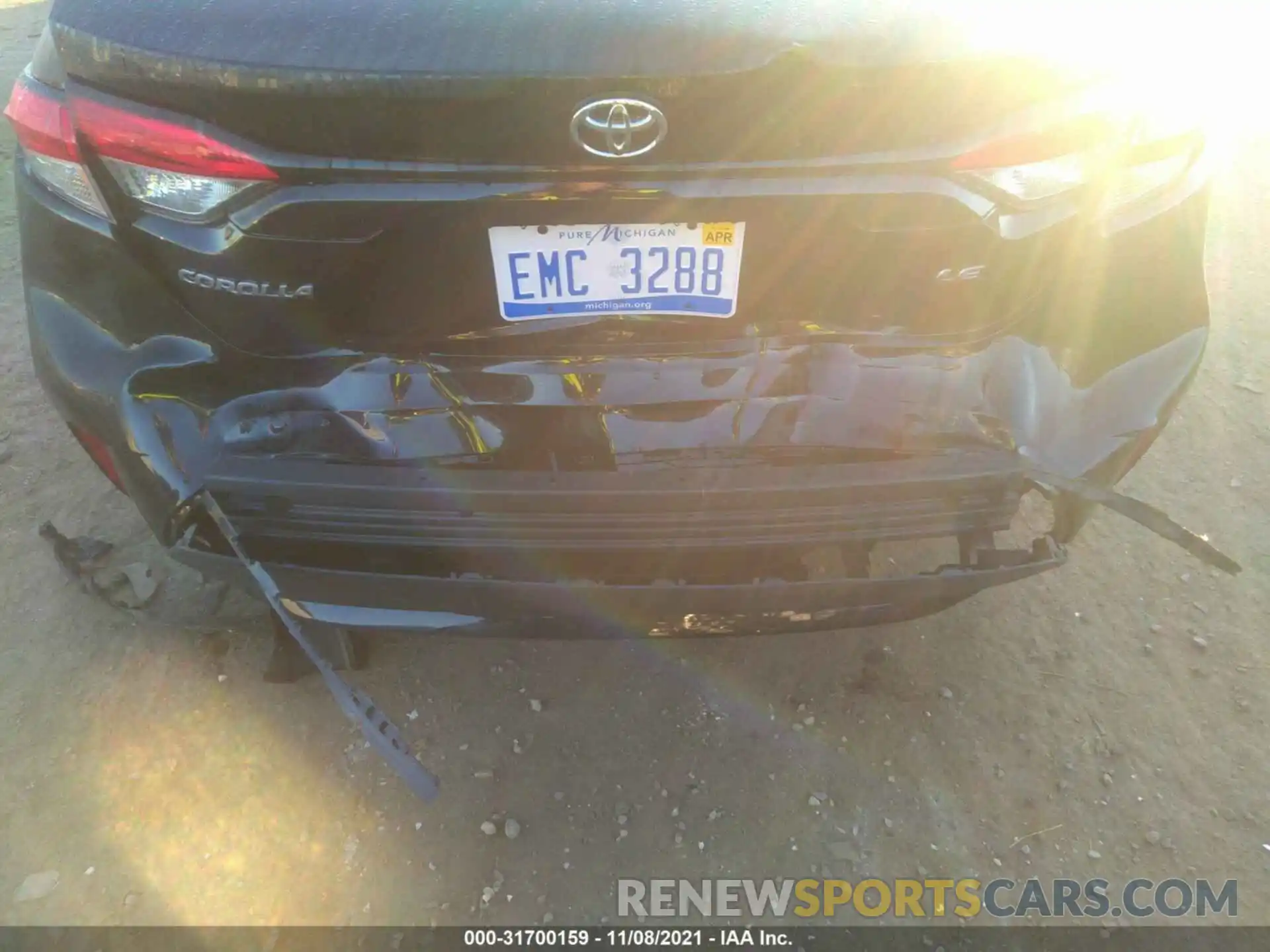 6 Photograph of a damaged car 5YFEPMAE3NP271554 TOYOTA COROLLA 2022