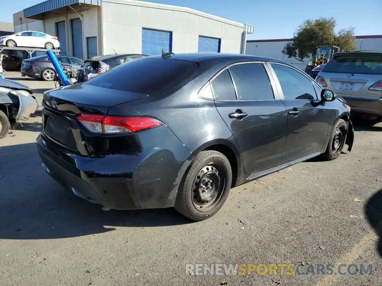 3 Photograph of a damaged car 5YFEPMAE3NP275989 TOYOTA COROLLA 2022