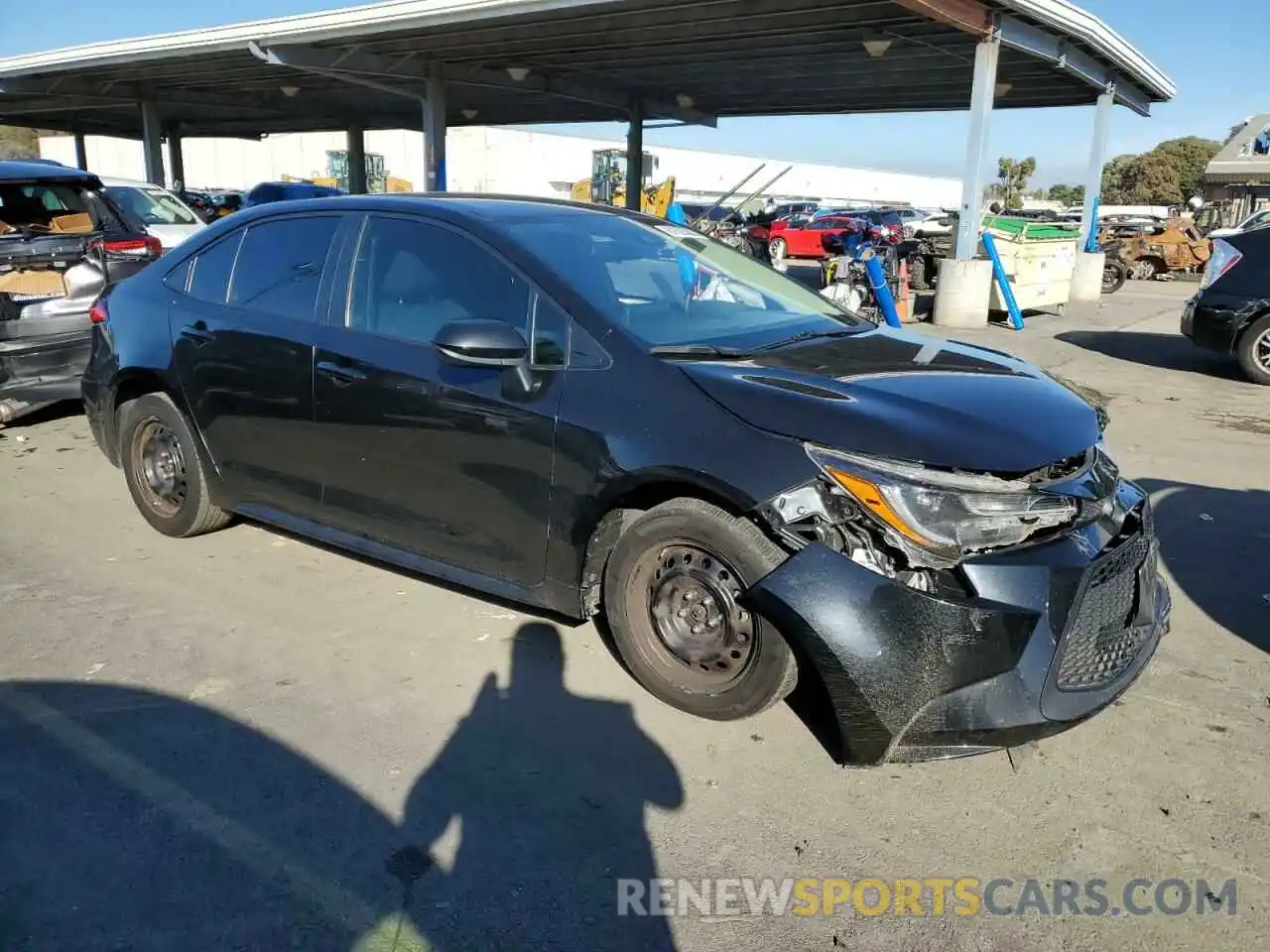 4 Photograph of a damaged car 5YFEPMAE3NP275989 TOYOTA COROLLA 2022