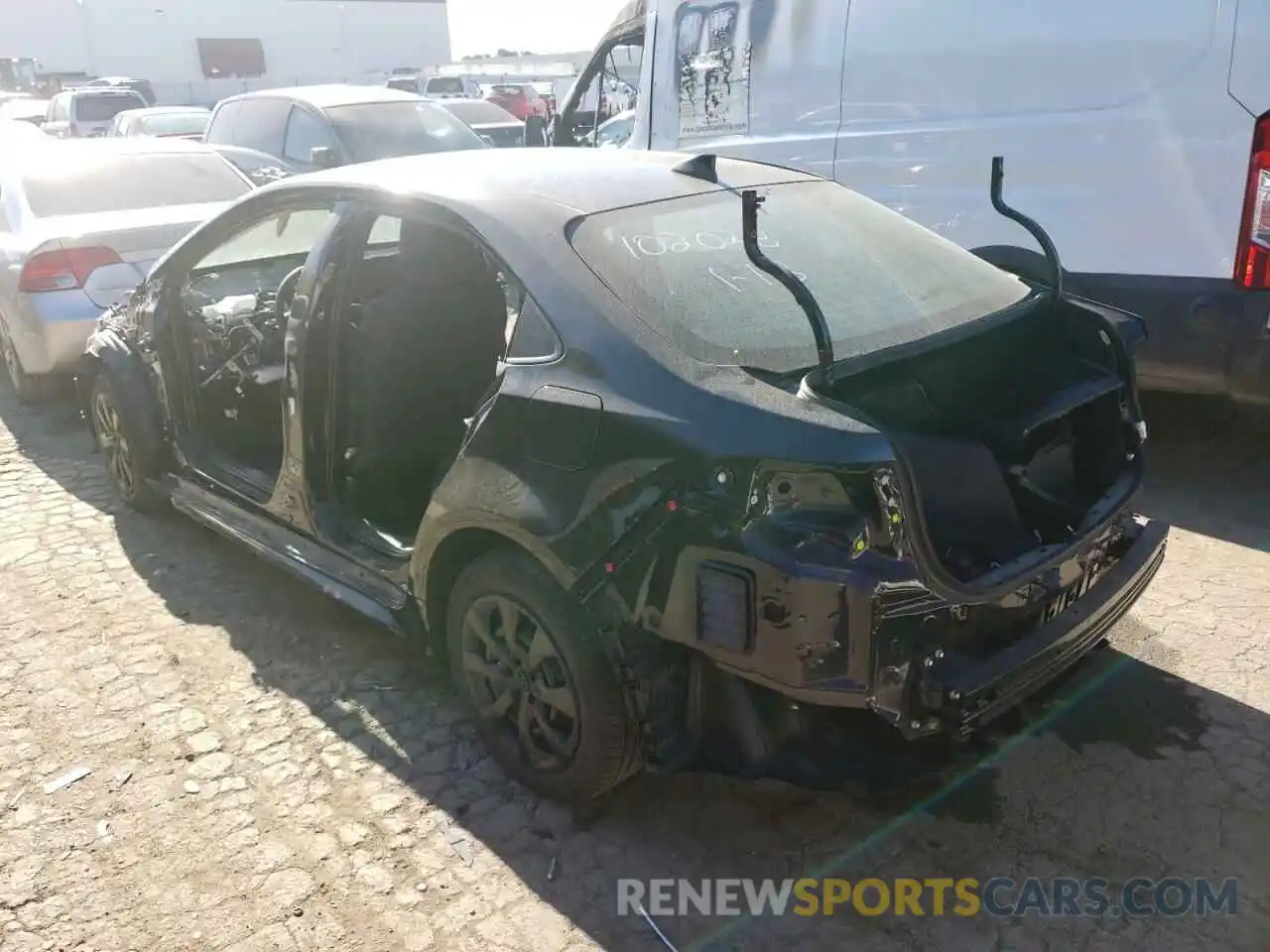 3 Photograph of a damaged car 5YFEPMAE3NP276026 TOYOTA COROLLA 2022