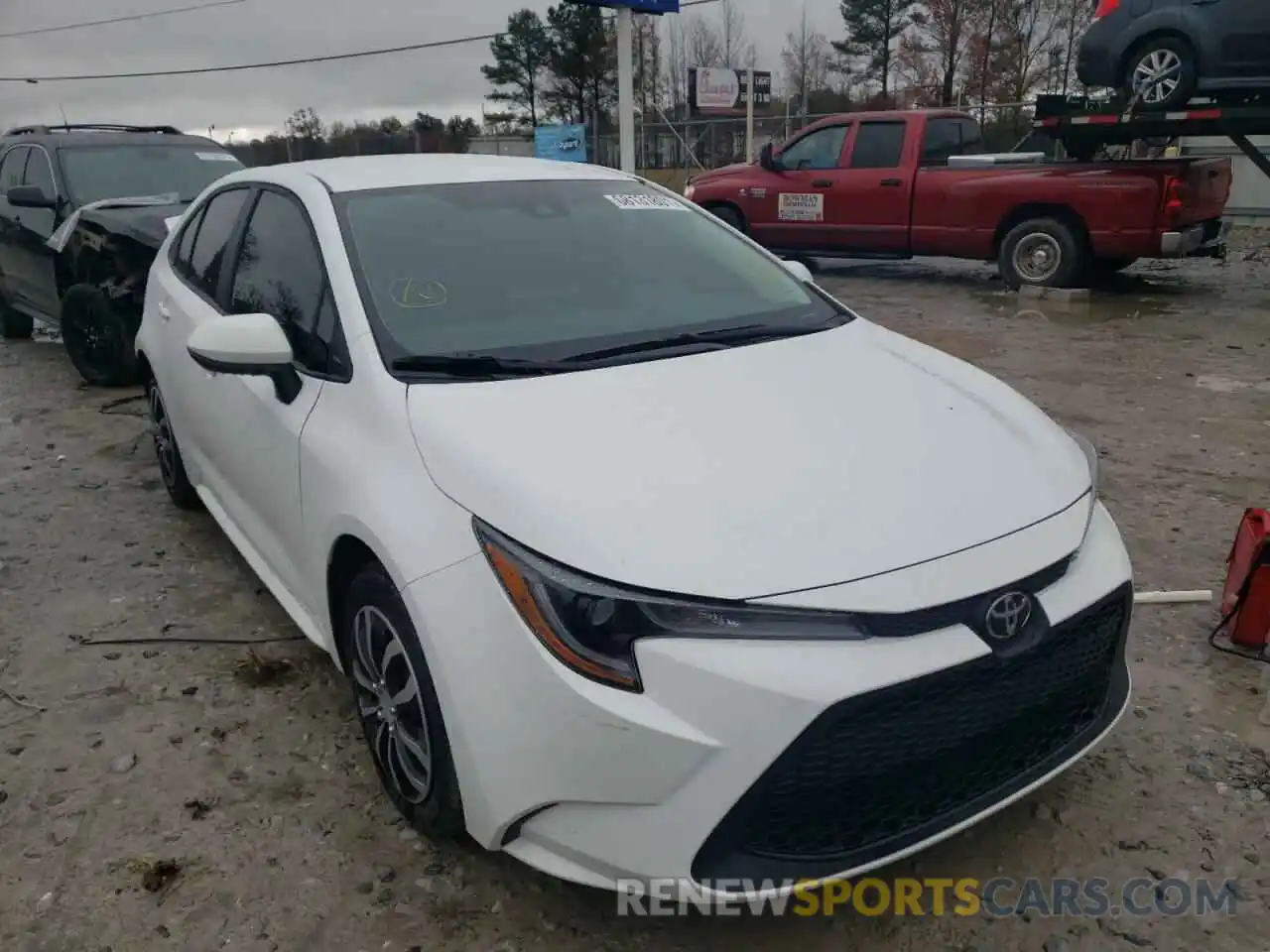 1 Photograph of a damaged car 5YFEPMAE3NP276320 TOYOTA COROLLA 2022