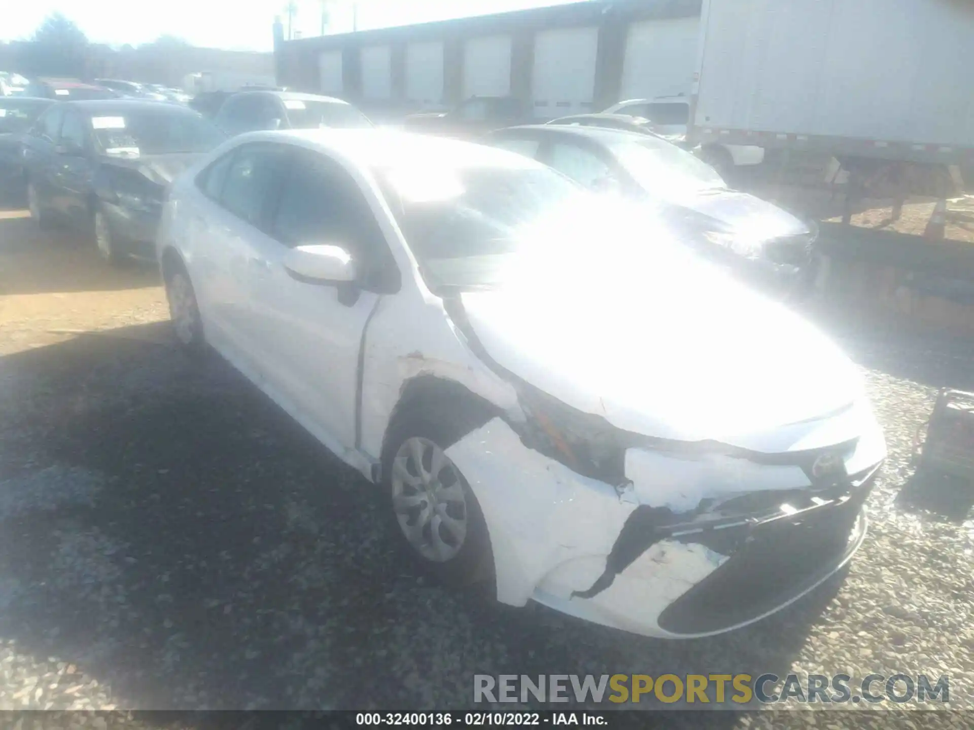 1 Photograph of a damaged car 5YFEPMAE3NP283039 TOYOTA COROLLA 2022