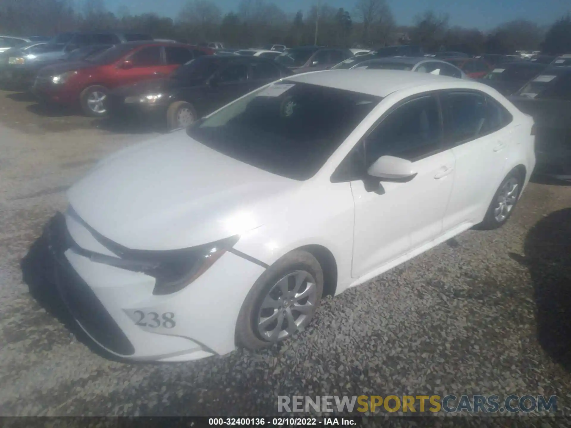 2 Photograph of a damaged car 5YFEPMAE3NP283039 TOYOTA COROLLA 2022