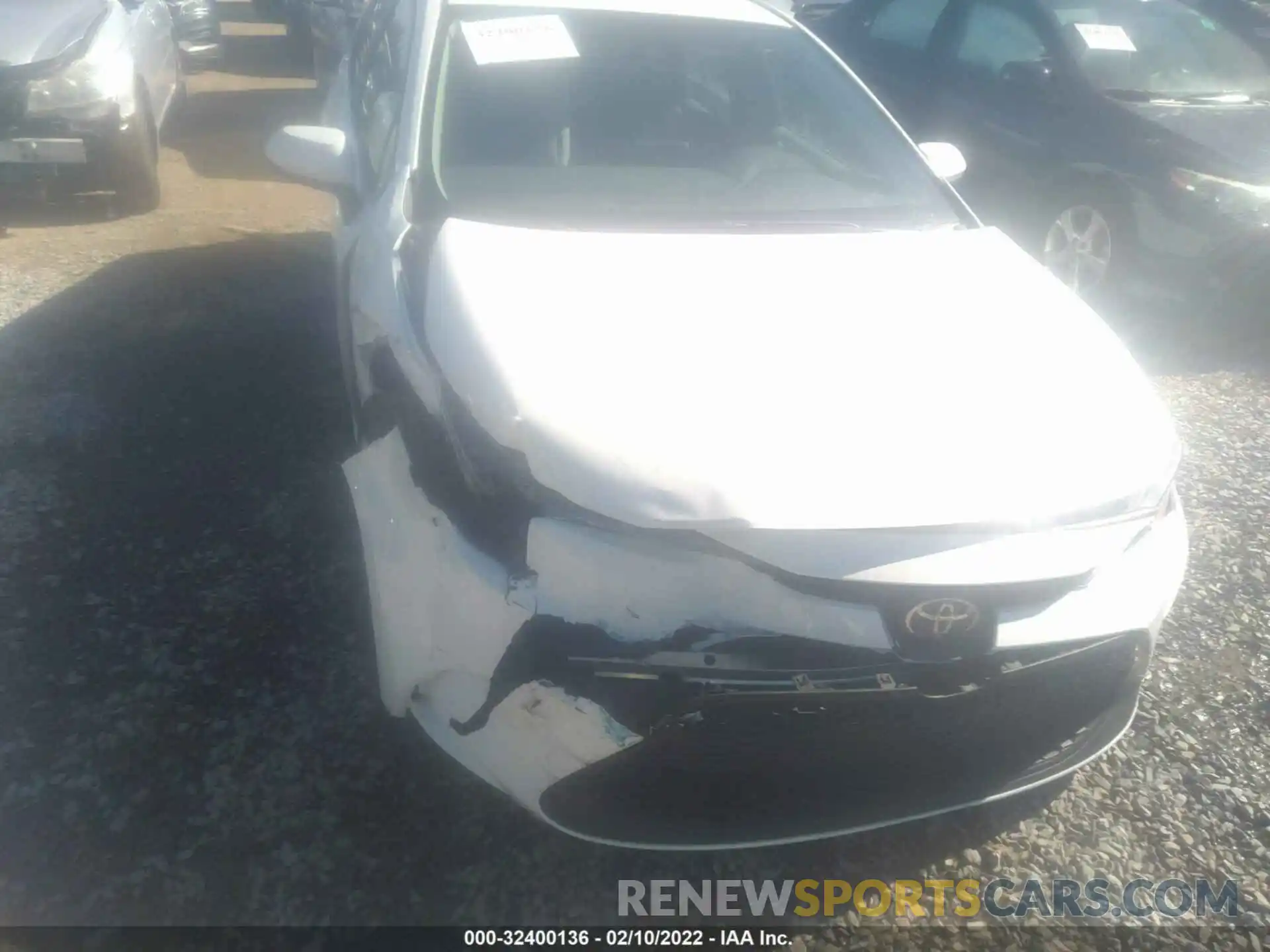 6 Photograph of a damaged car 5YFEPMAE3NP283039 TOYOTA COROLLA 2022