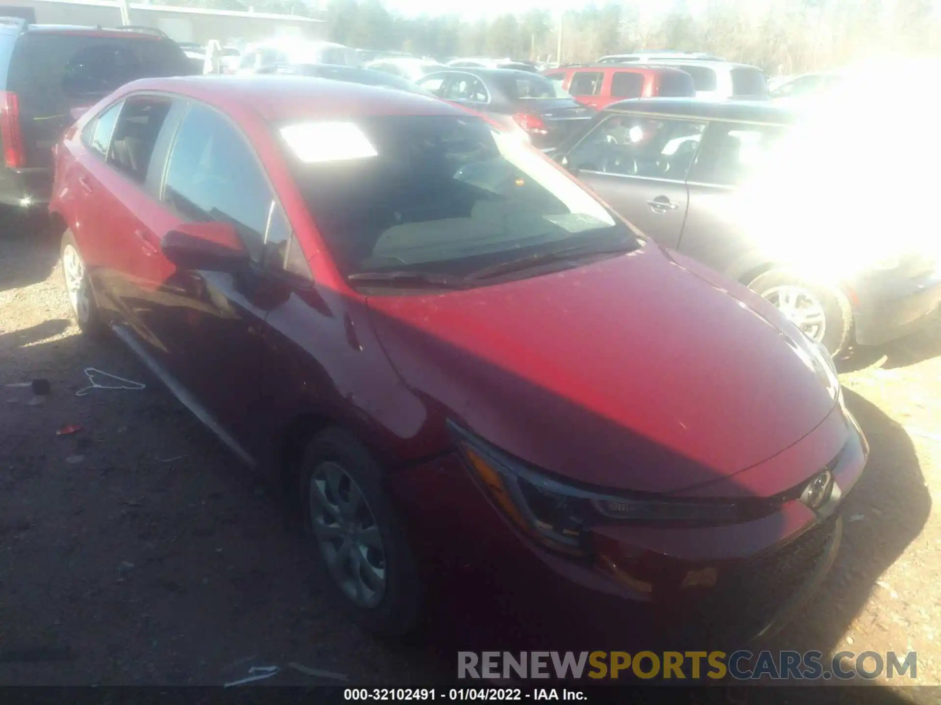 1 Photograph of a damaged car 5YFEPMAE3NP288788 TOYOTA COROLLA 2022