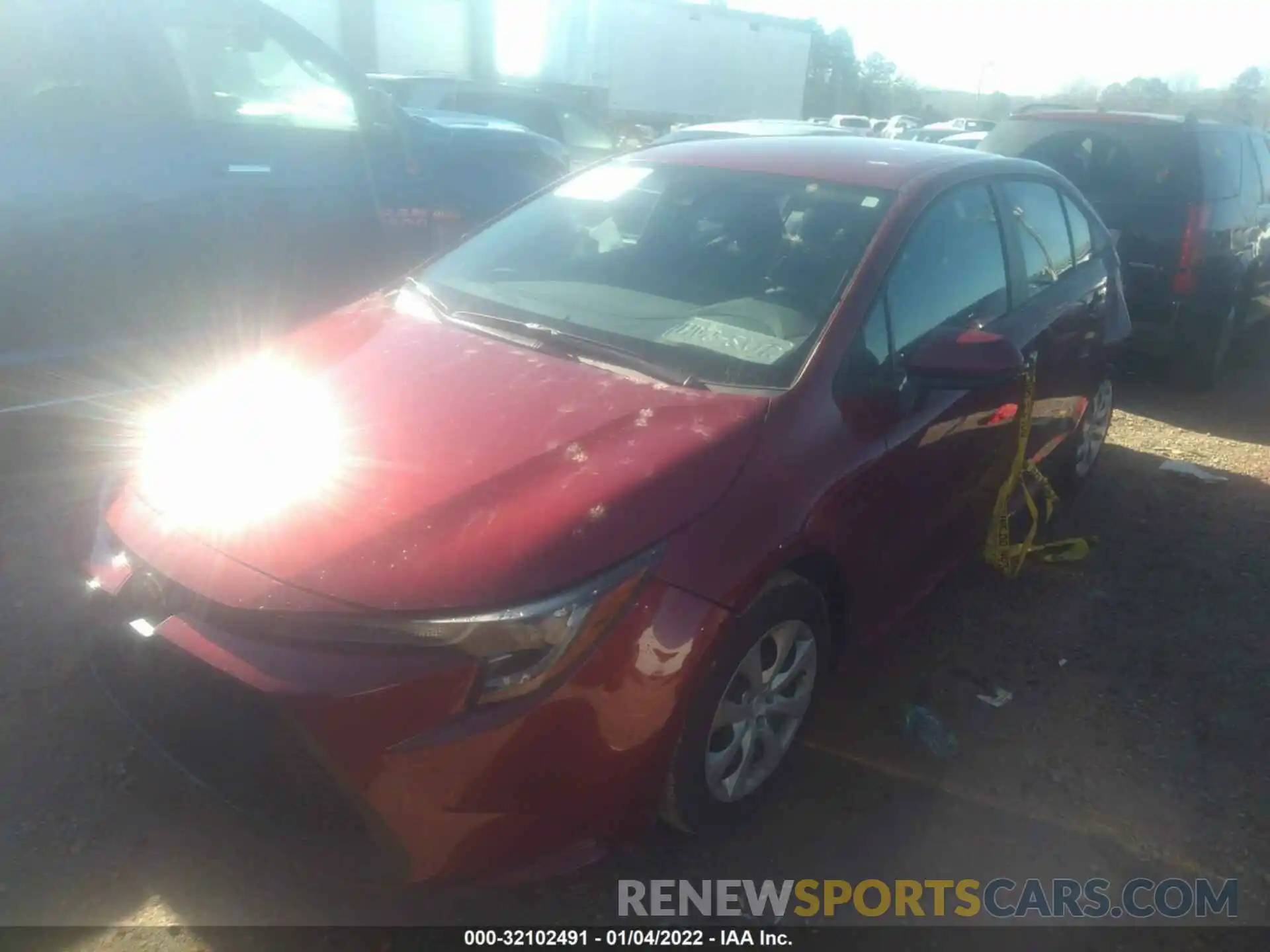 2 Photograph of a damaged car 5YFEPMAE3NP288788 TOYOTA COROLLA 2022