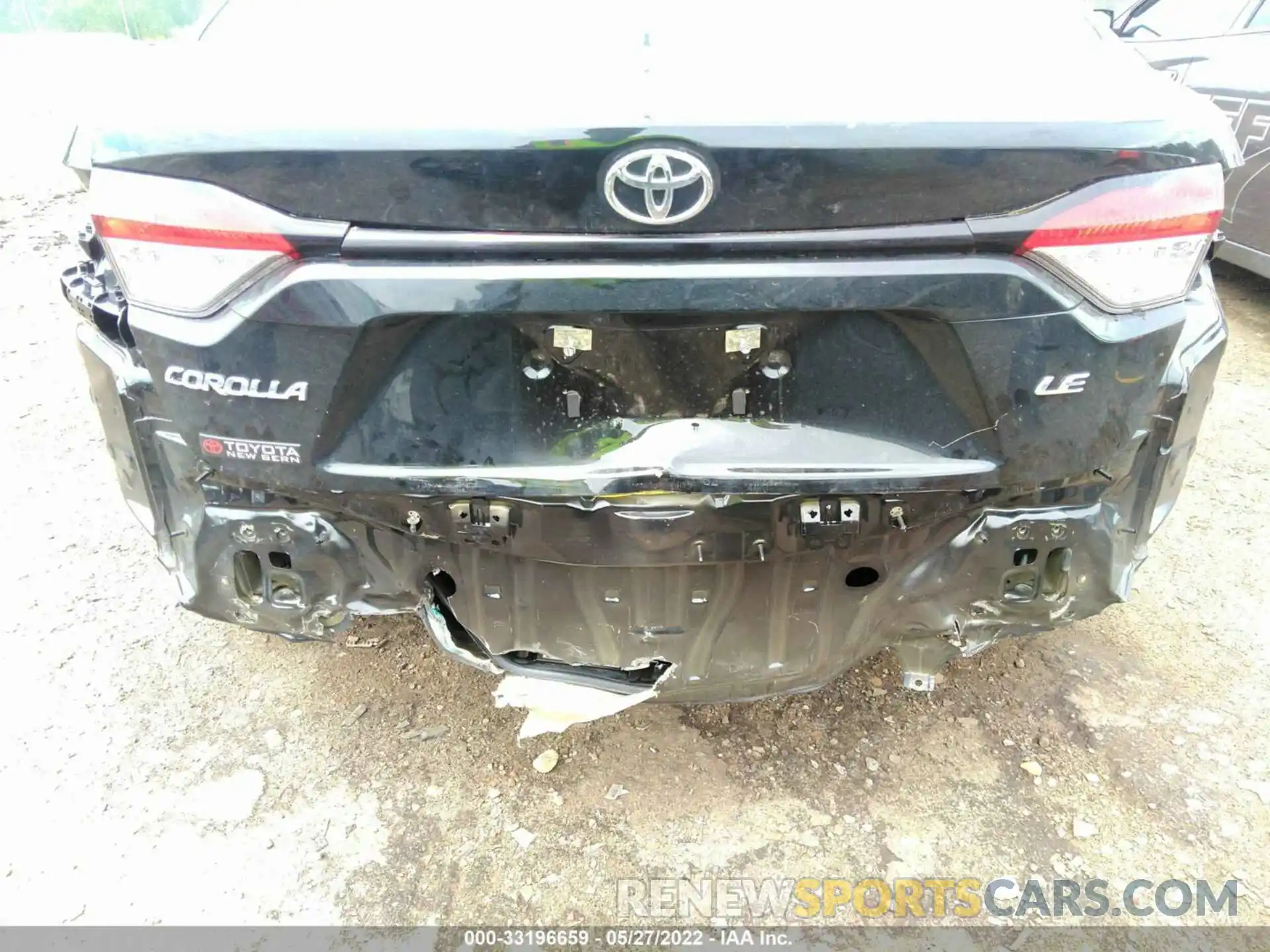 6 Photograph of a damaged car 5YFEPMAE3NP291013 TOYOTA COROLLA 2022