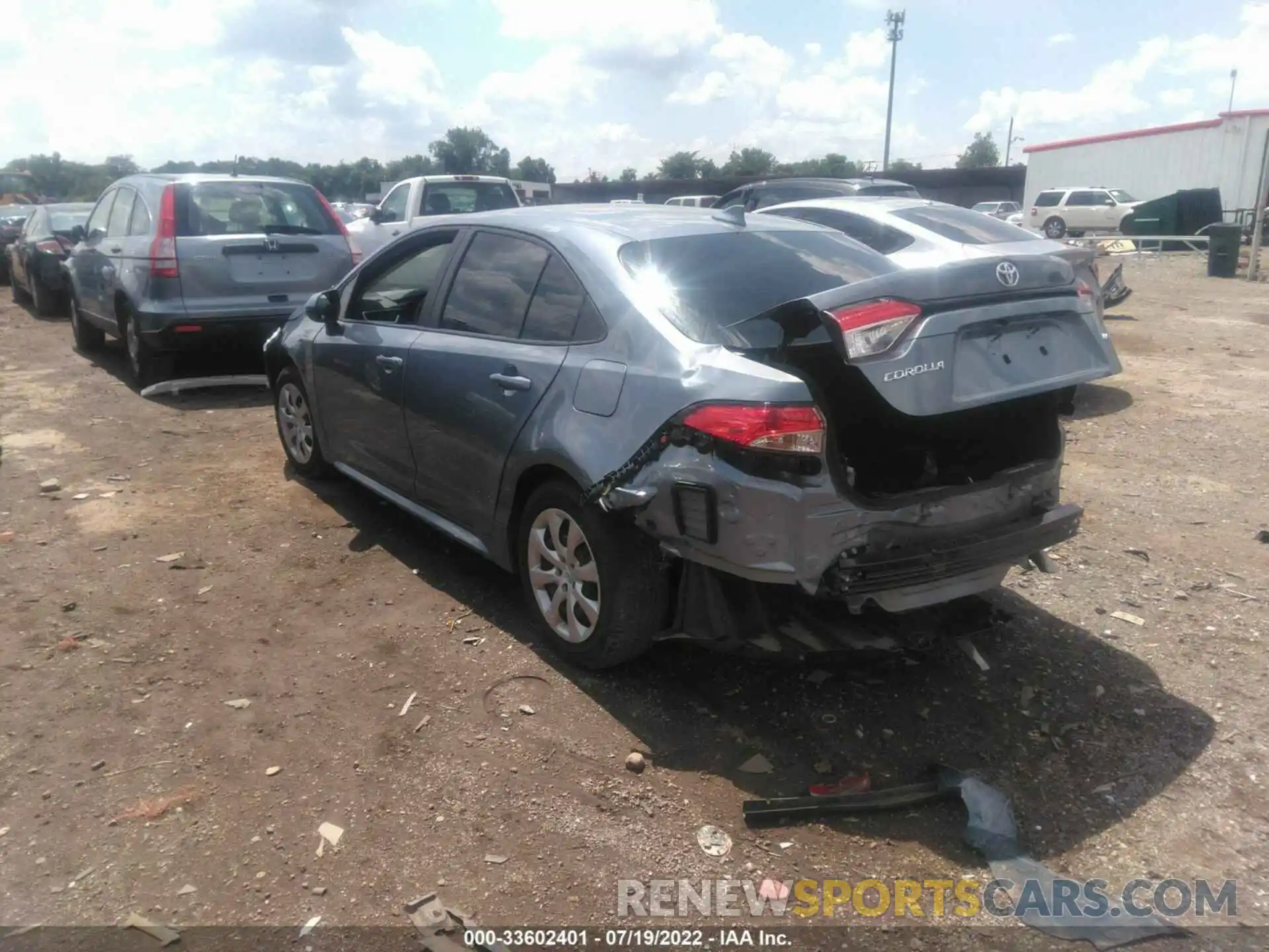 3 Photograph of a damaged car 5YFEPMAE3NP292257 TOYOTA COROLLA 2022