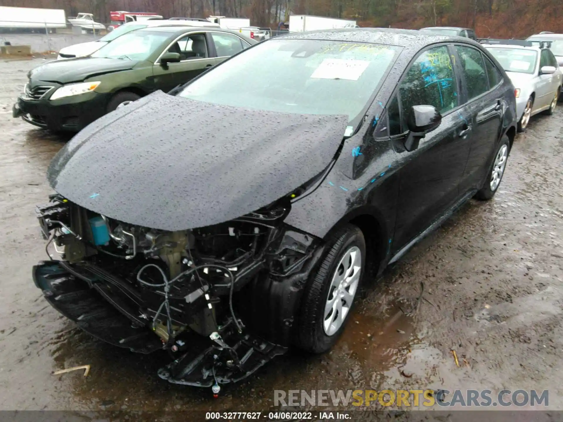 2 Photograph of a damaged car 5YFEPMAE3NP294770 TOYOTA COROLLA 2022