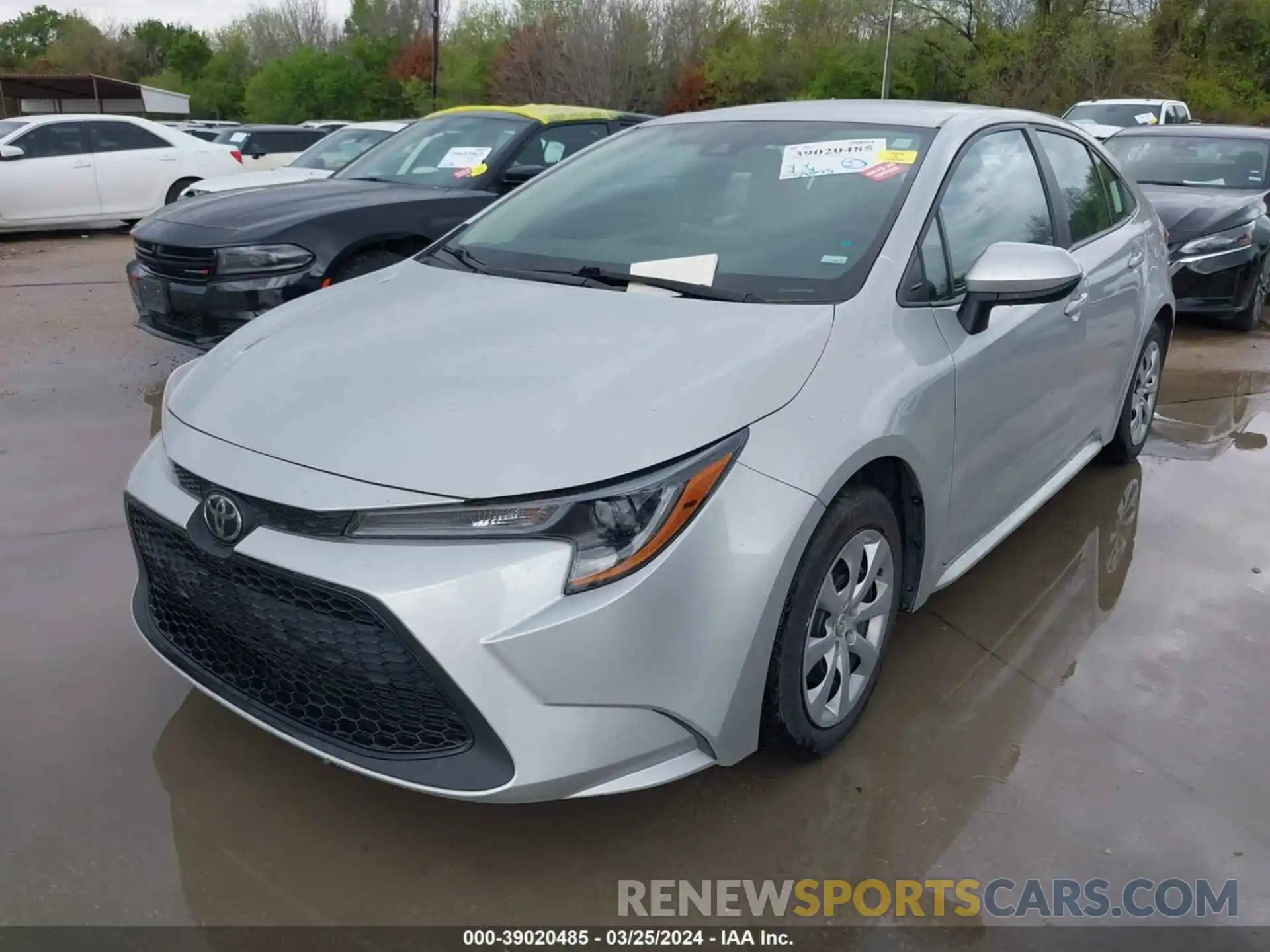 2 Photograph of a damaged car 5YFEPMAE3NP296762 TOYOTA COROLLA 2022