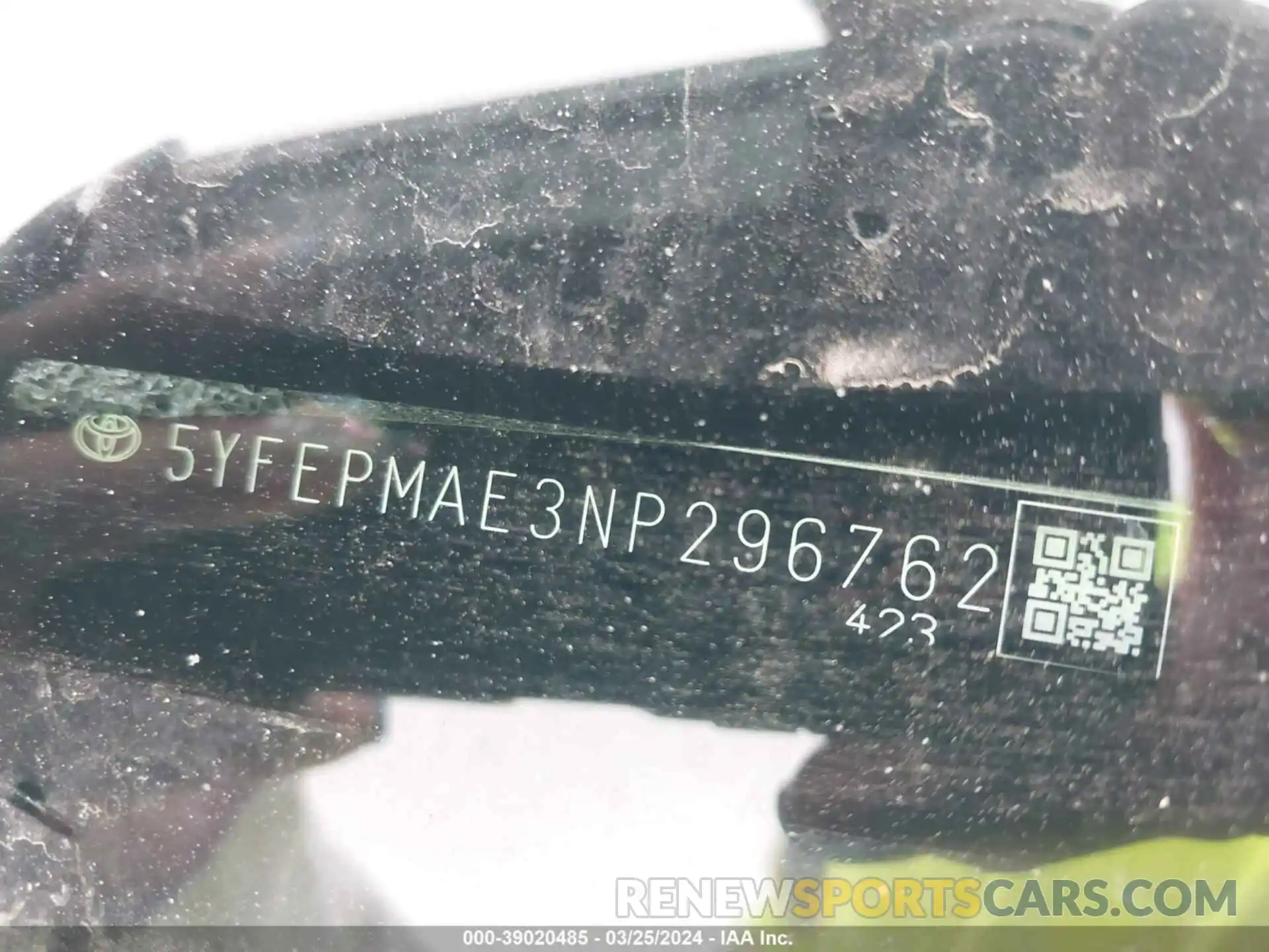 9 Photograph of a damaged car 5YFEPMAE3NP296762 TOYOTA COROLLA 2022