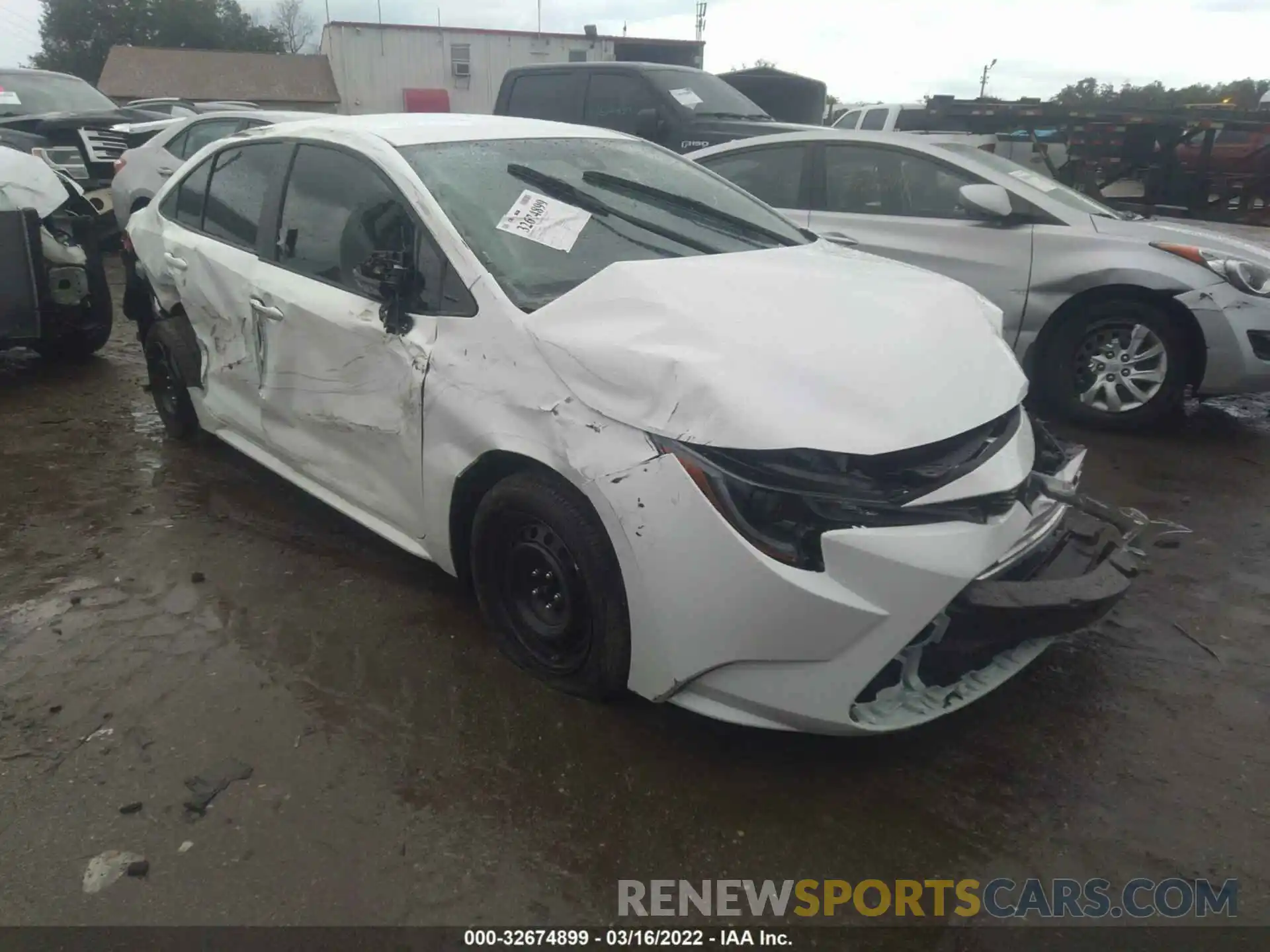 6 Photograph of a damaged car 5YFEPMAE3NP301944 TOYOTA COROLLA 2022