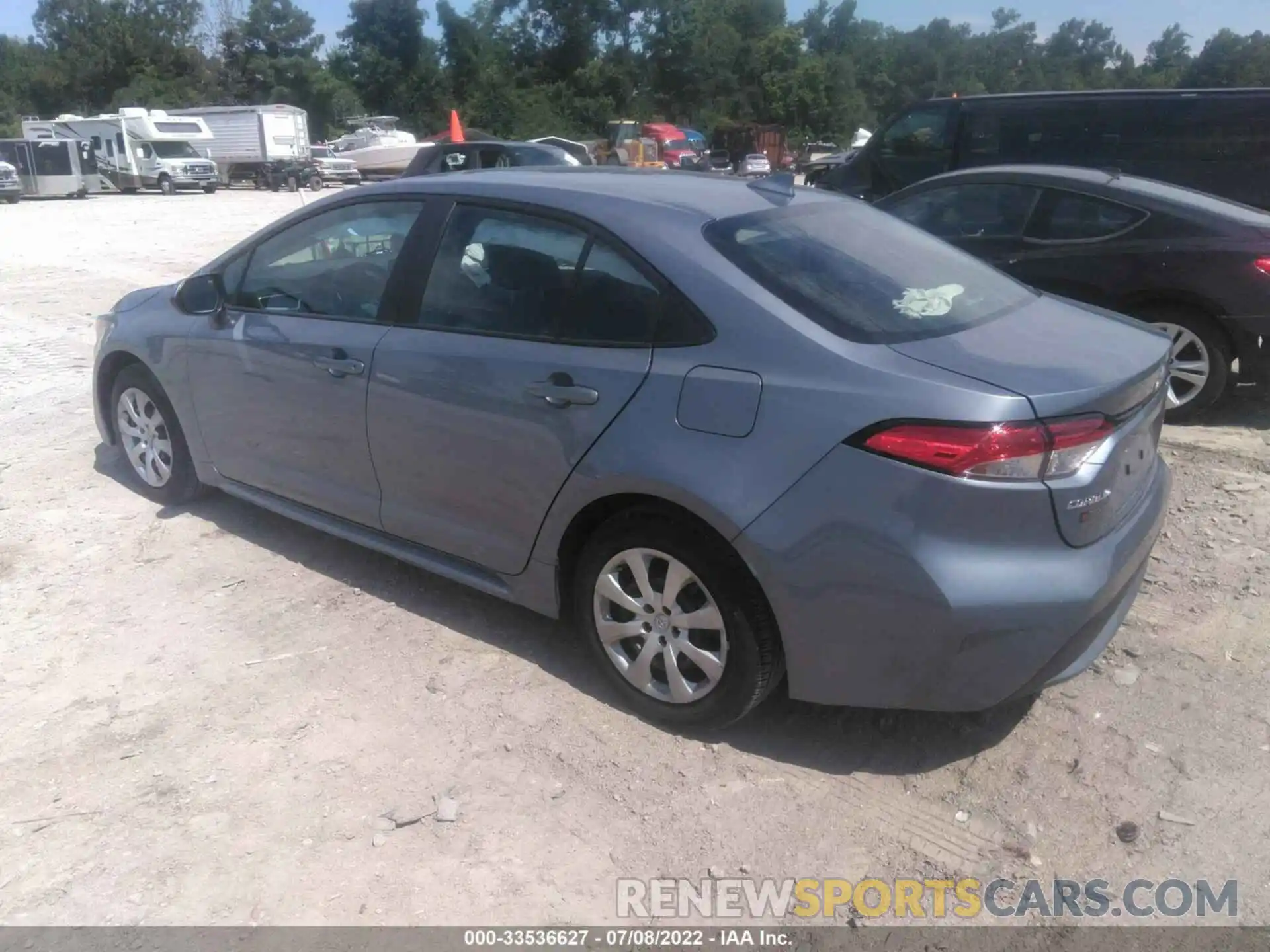 3 Photograph of a damaged car 5YFEPMAE3NP303967 TOYOTA COROLLA 2022