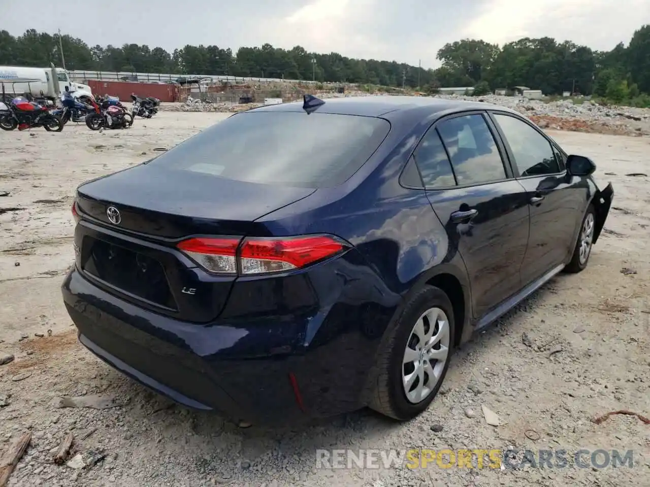 4 Photograph of a damaged car 5YFEPMAE3NP312538 TOYOTA COROLLA 2022