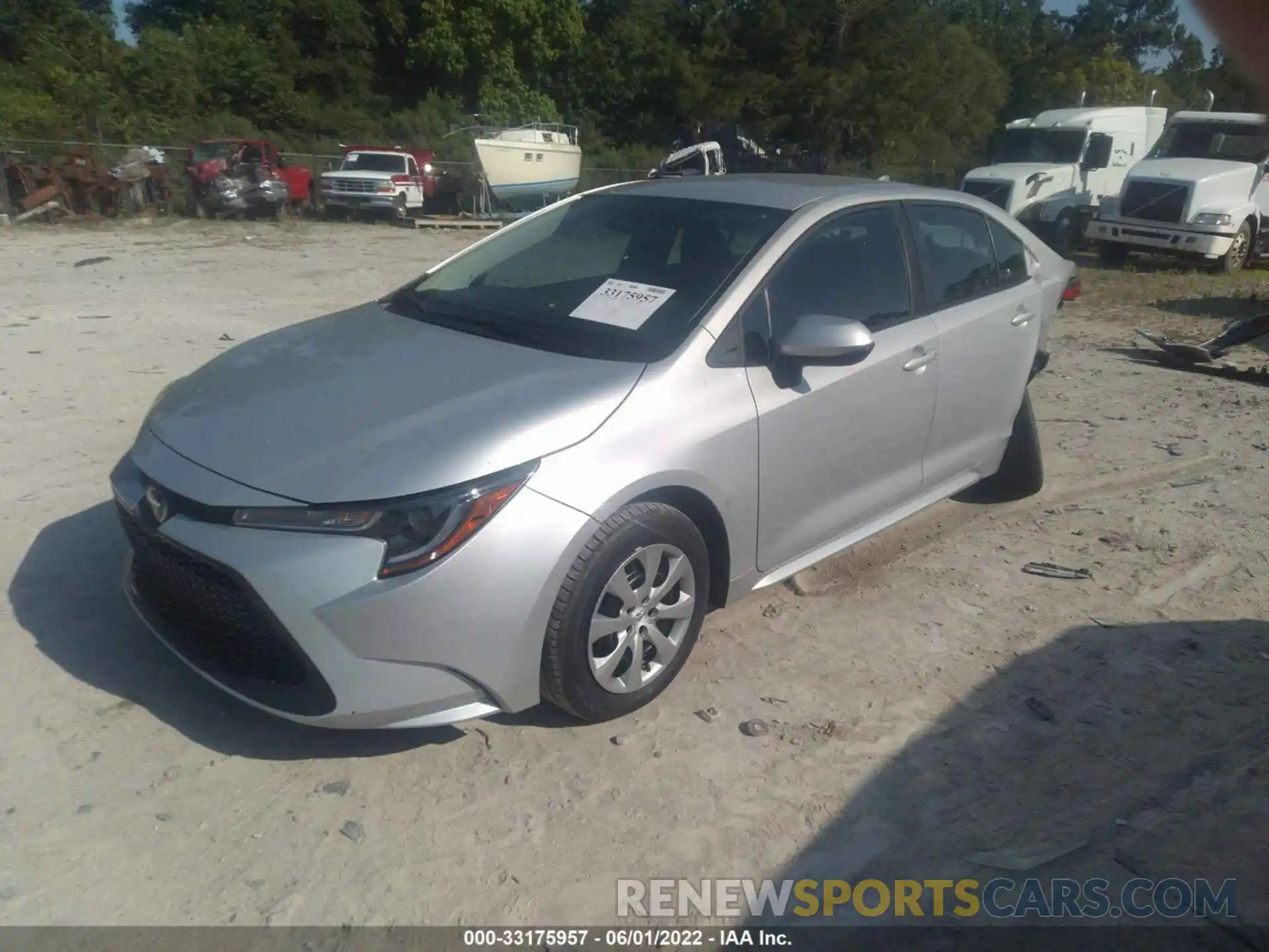 2 Photograph of a damaged car 5YFEPMAE3NP319814 TOYOTA COROLLA 2022