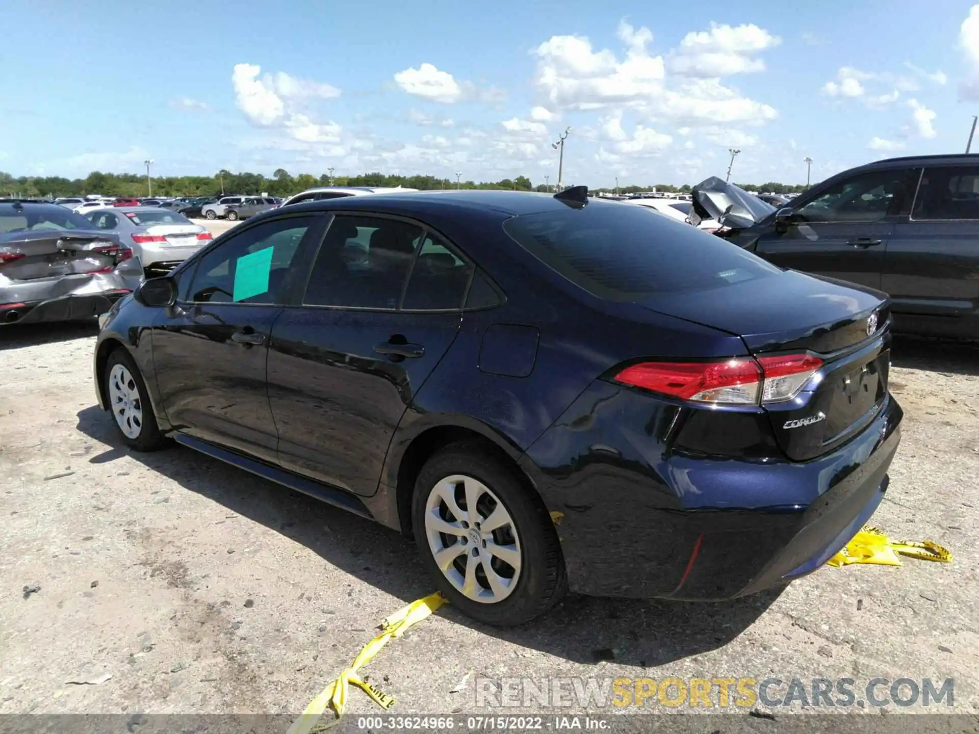 3 Photograph of a damaged car 5YFEPMAE3NP321109 TOYOTA COROLLA 2022