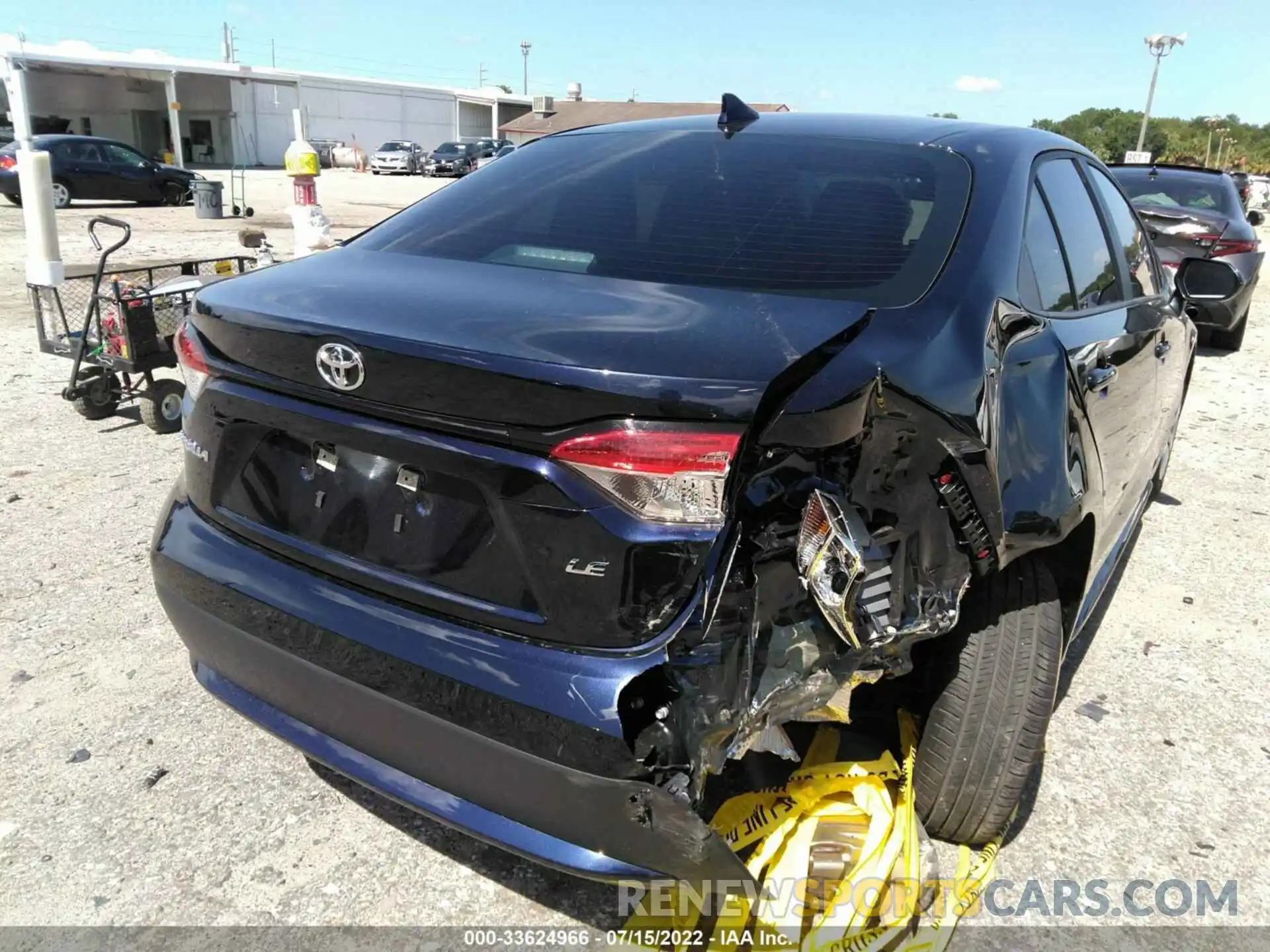 6 Photograph of a damaged car 5YFEPMAE3NP321109 TOYOTA COROLLA 2022