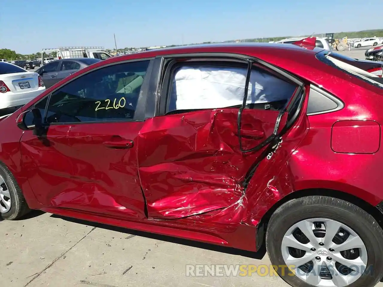 10 Photograph of a damaged car 5YFEPMAE3NP324057 TOYOTA COROLLA 2022