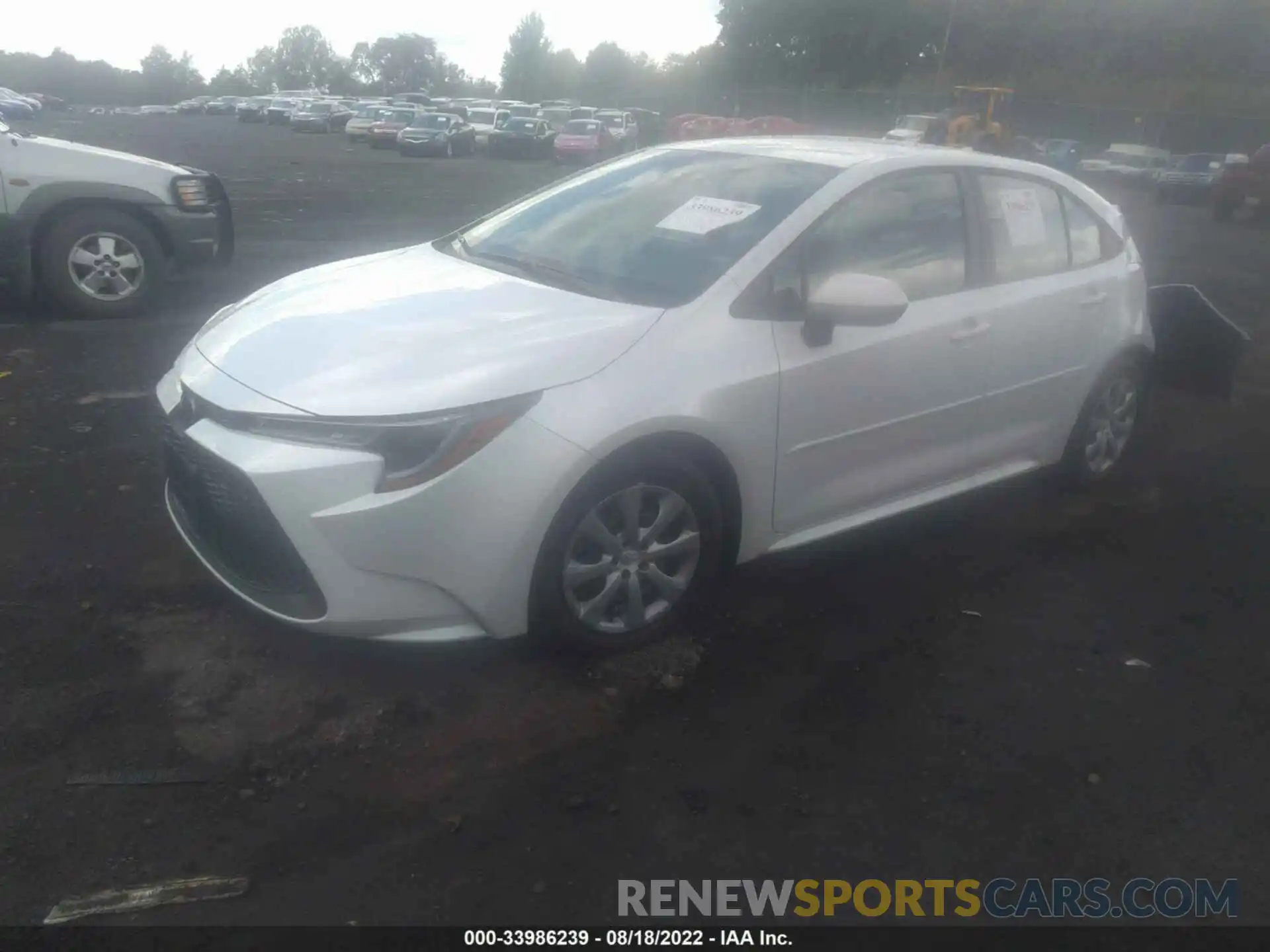 2 Photograph of a damaged car 5YFEPMAE3NP327105 TOYOTA COROLLA 2022