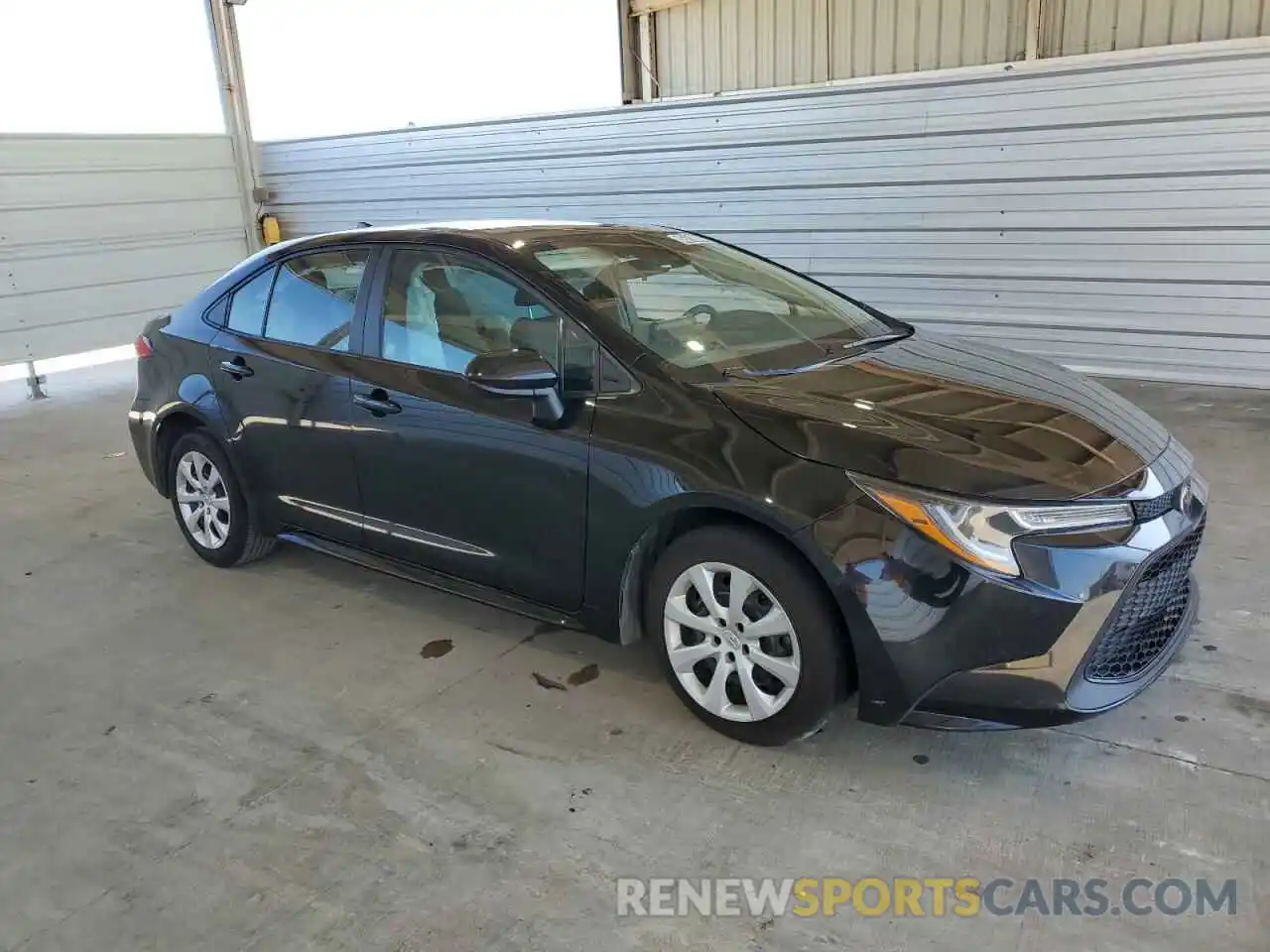 4 Photograph of a damaged car 5YFEPMAE3NP341814 TOYOTA COROLLA 2022