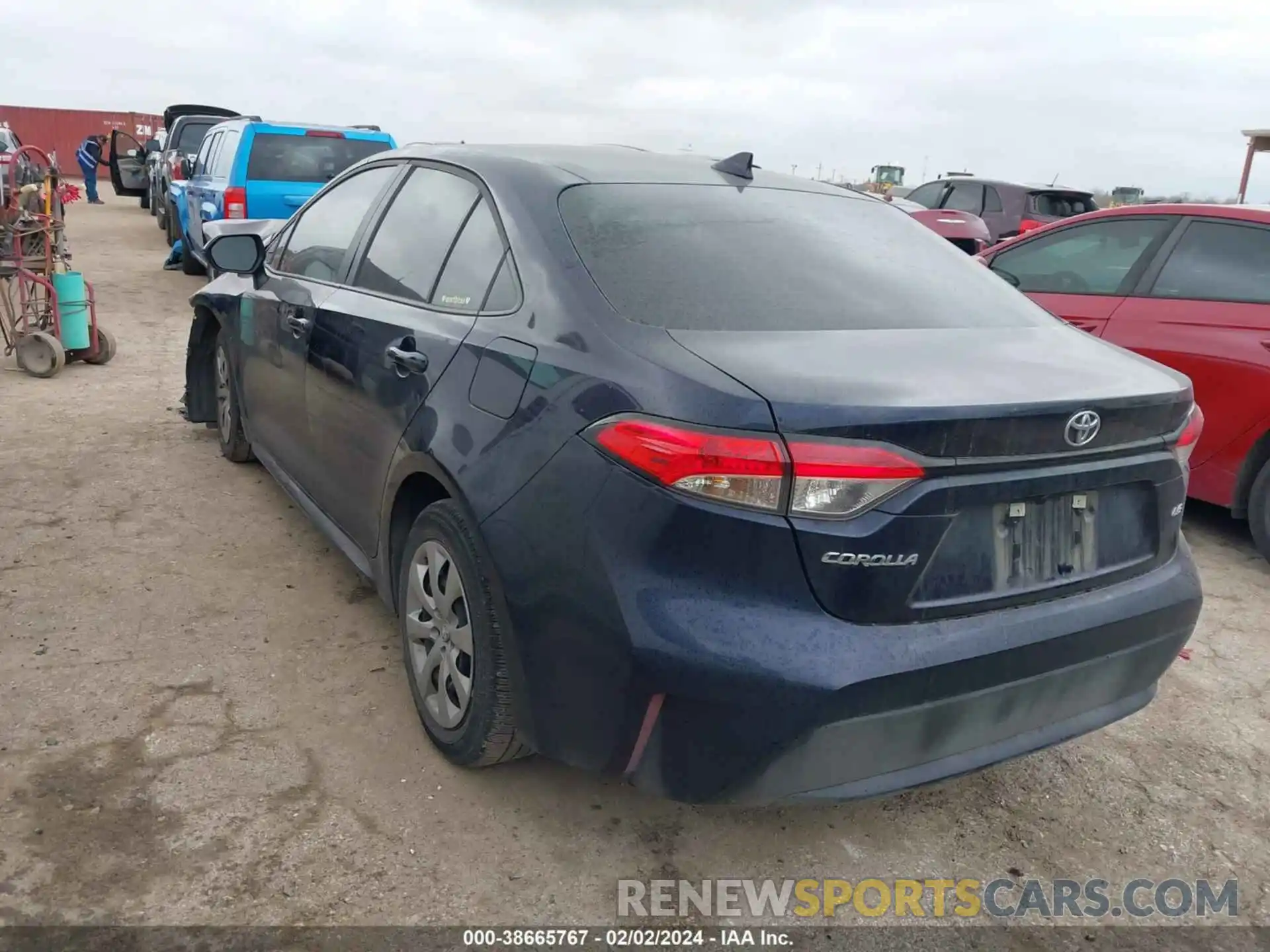 3 Photograph of a damaged car 5YFEPMAE3NP389507 TOYOTA COROLLA 2022