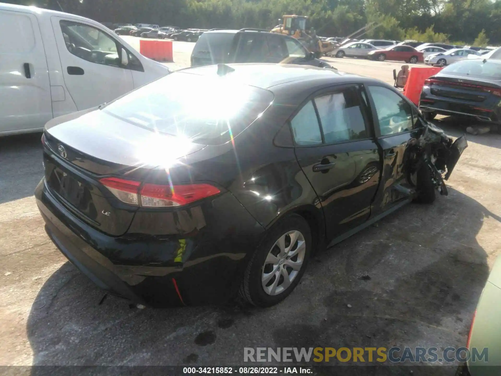 4 Photograph of a damaged car 5YFEPMAE4NP271496 TOYOTA COROLLA 2022