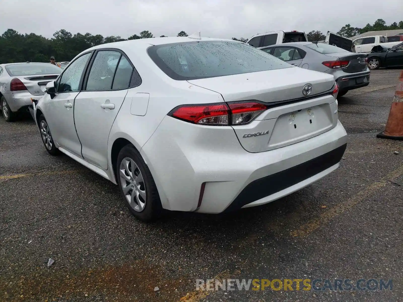 3 Photograph of a damaged car 5YFEPMAE4NP278612 TOYOTA COROLLA 2022