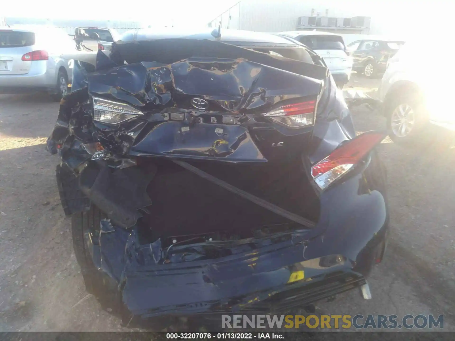 6 Photograph of a damaged car 5YFEPMAE4NP278982 TOYOTA COROLLA 2022