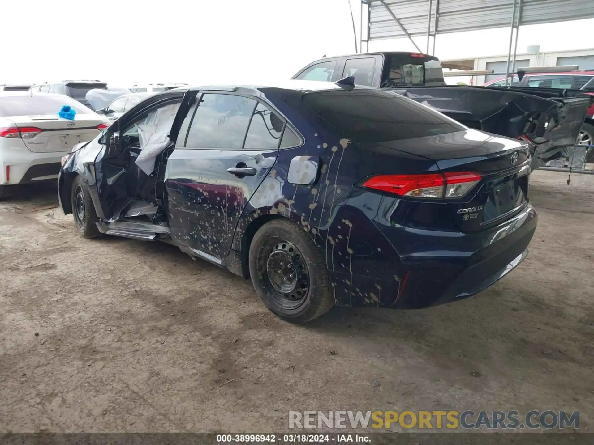 3 Photograph of a damaged car 5YFEPMAE4NP281395 TOYOTA COROLLA 2022